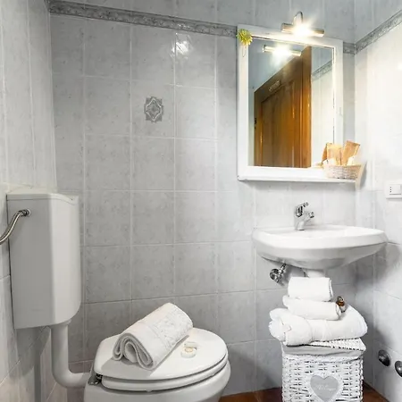 Tatil Evi Limoni